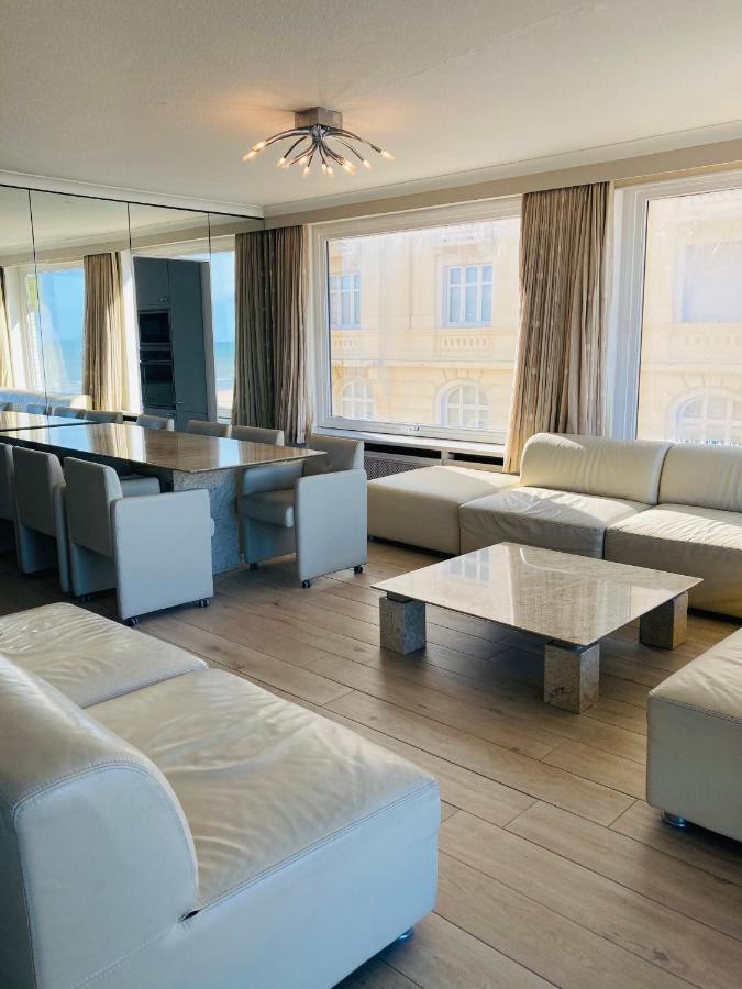 Very Spacious Family Apartment With Seaview T16 Остенде Экстерьер фото